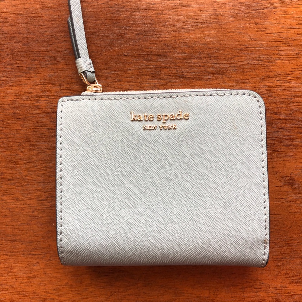 Kate Spade small bifold wallet with snap closure